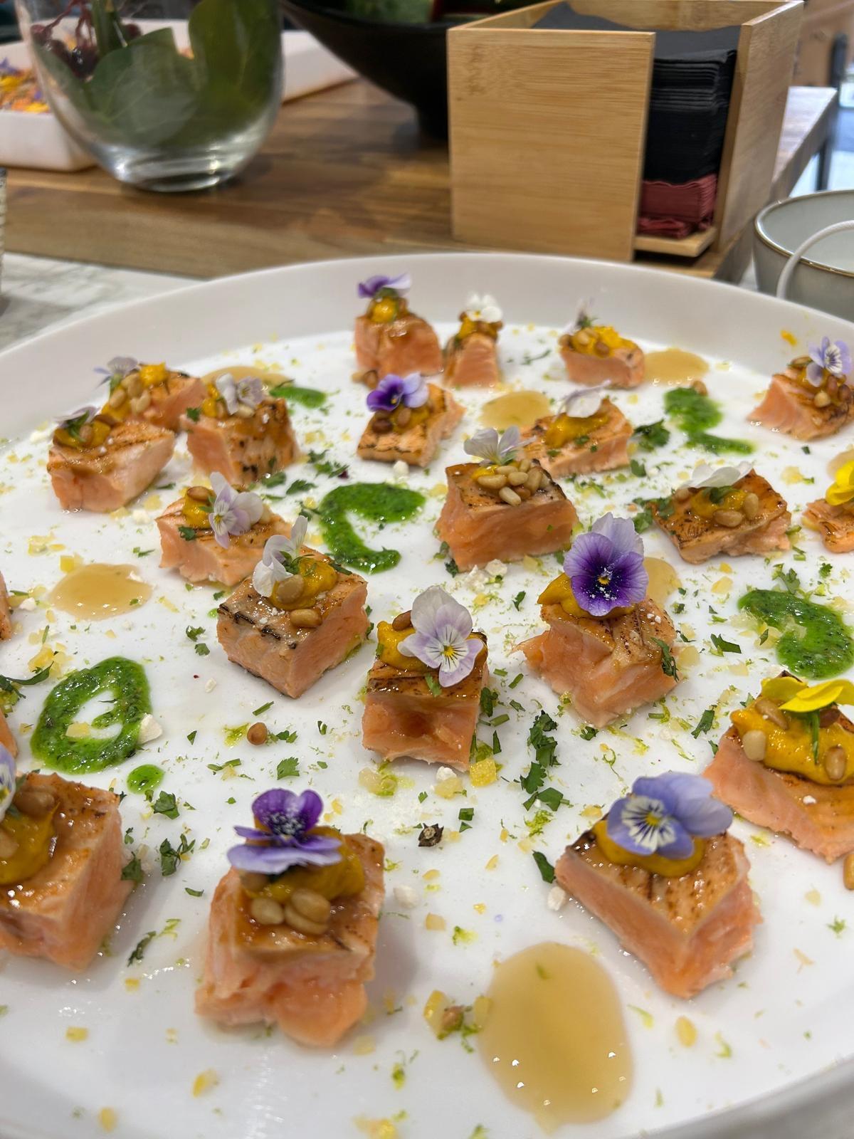 Afterwork clé en main à Paris : traiteur, ambiance et bonne humeur avec Cerkadia Events